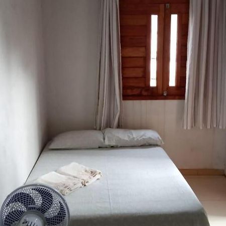 Hospedaria Da Cris Praia do Forte Exterior photo