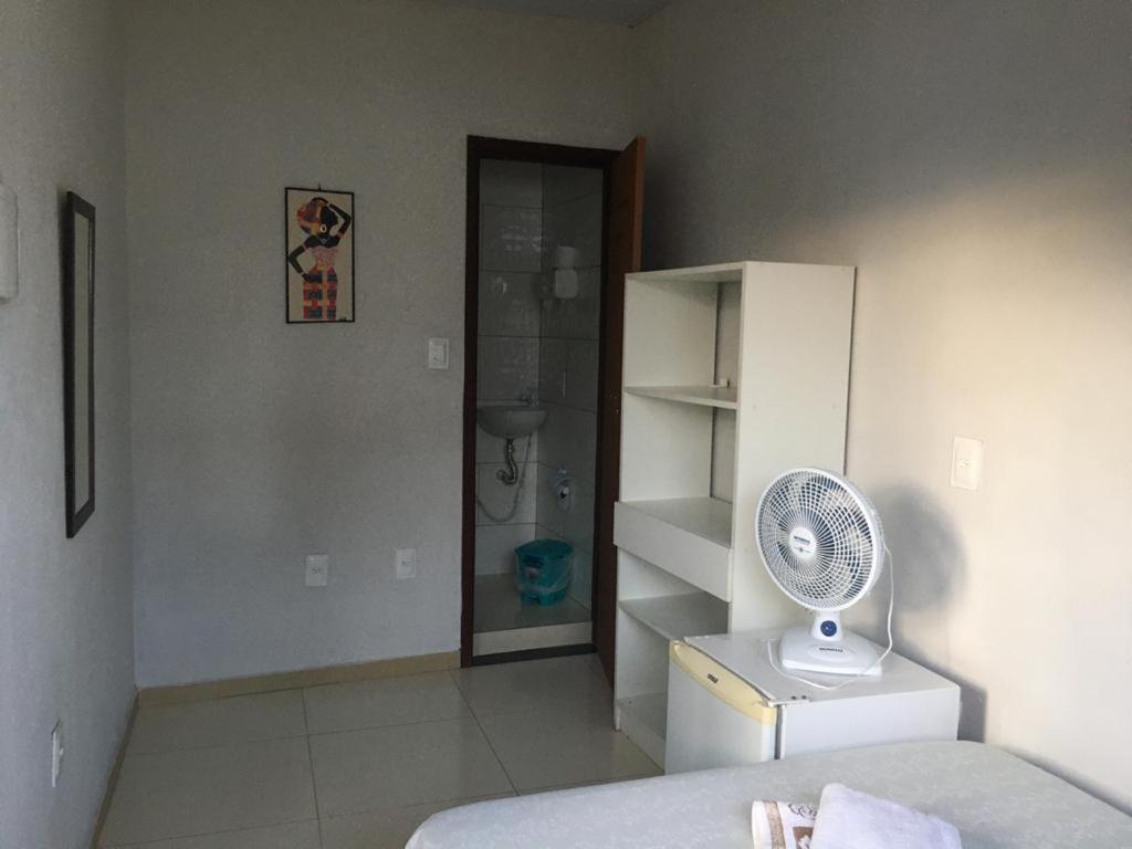 Hospedaria Da Cris Praia do Forte Exterior photo